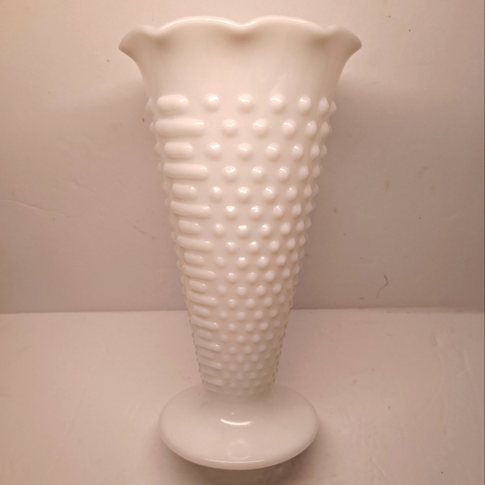 Anchor HockingVase 9 3/8" Hobnail Milk Glass Dot Dash Trumpet Scalloped Vtg